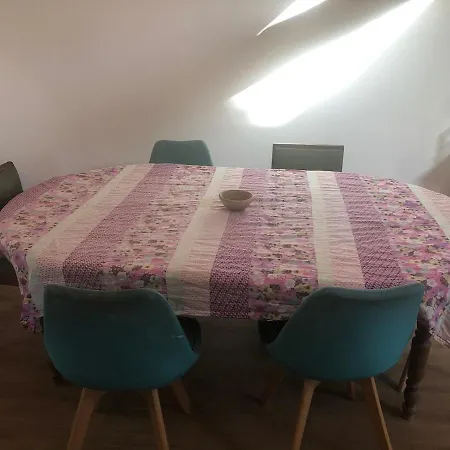 Maison Grand Jardin Avec Vue Magnifique A 5km De La Villa *
